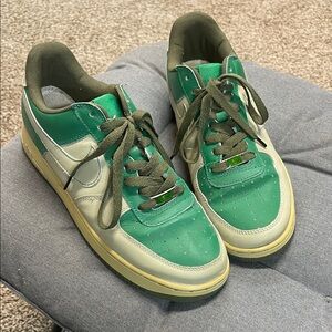 Nike AF-1 ‘82 Green and Cream Athletic Shoes